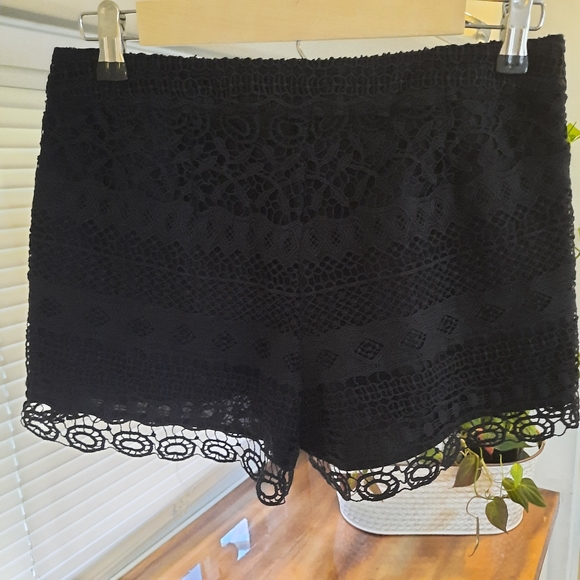 French Connection Crochet Lace Shorts Black Size 4 - Picture 4 of 10